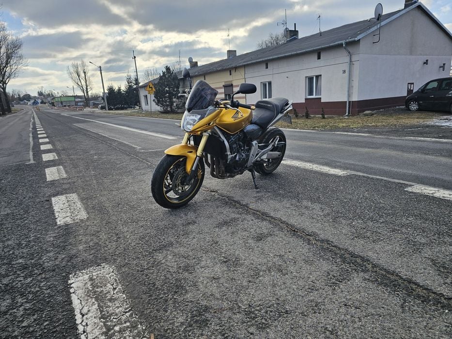 Honda Hornet PC41 CB600F Doinwestowana Świeży PT i OC