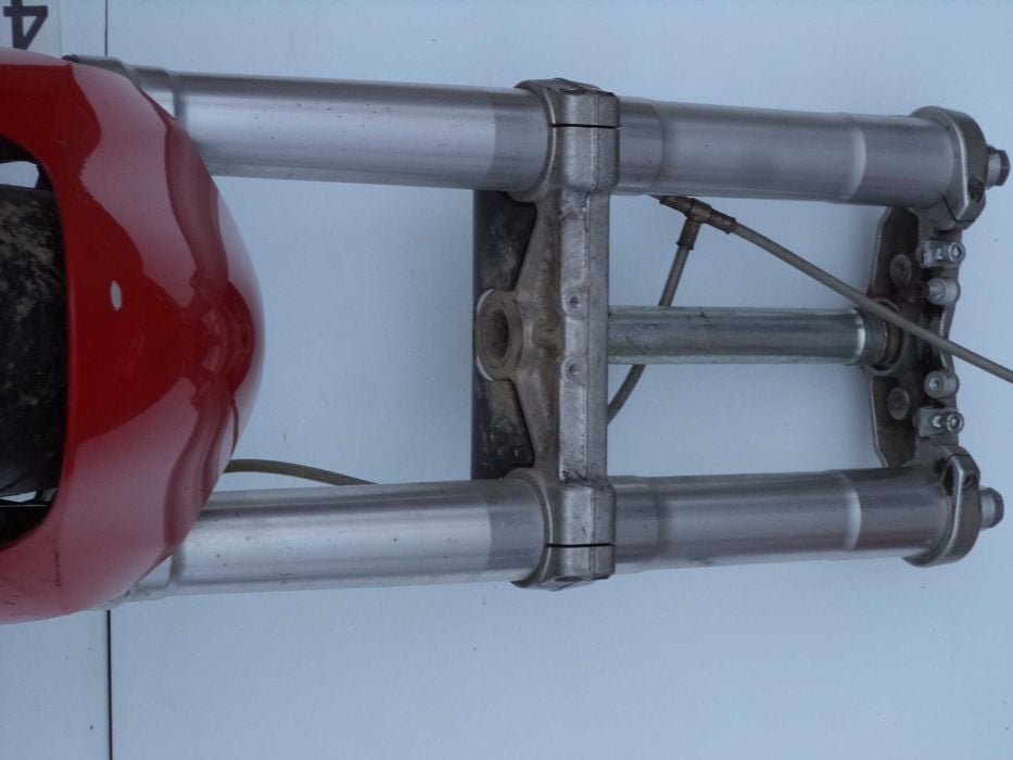 Ducati ds 1000 multistrada  półka dolna sztyca