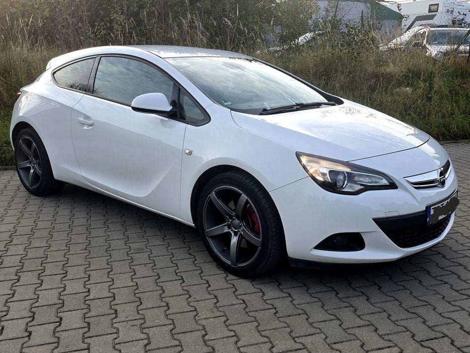 Opel astra GTC 1.4 turbo tylko 170000km ładniutka/zamiana