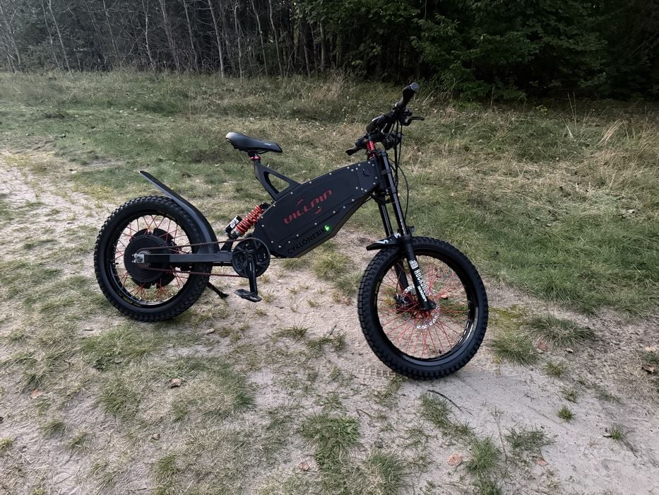 Cross rower elektryczny Villain od cyklonebike