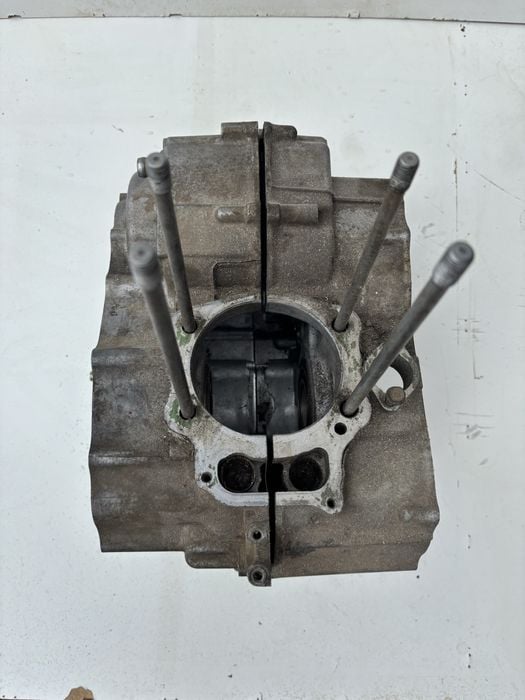 Honda Foreman 450 TRX 2003 kartery silnika komplet uszkodzone