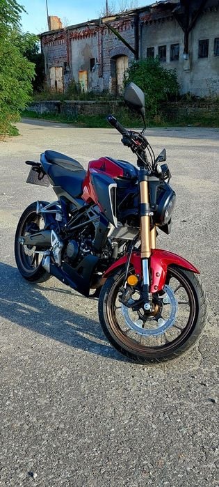 Sprzedam Honda Cb125r 2024