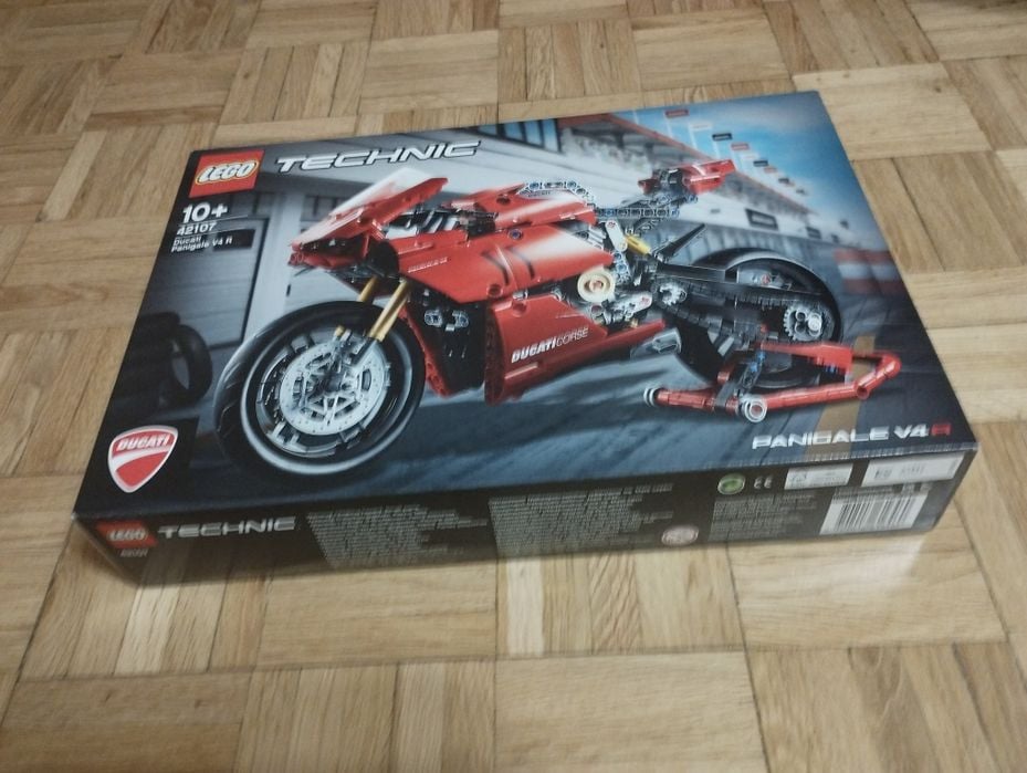 Lego Technic - Ducati Panigale 42107