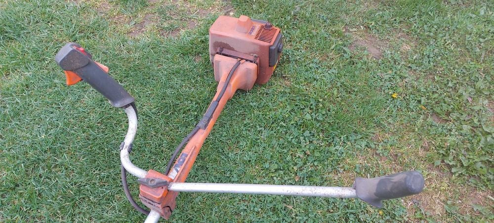 Kosa spalinowa husqvarna 232r