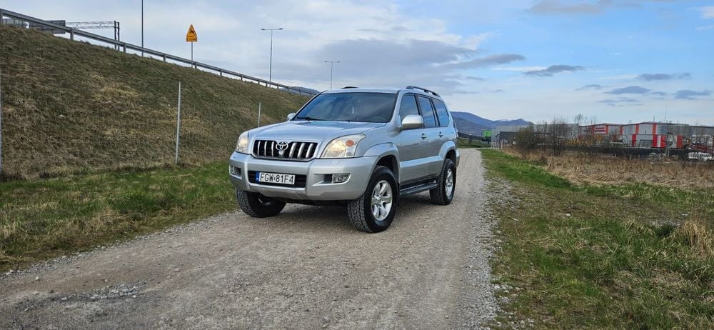 Toyota Land cruiser  120