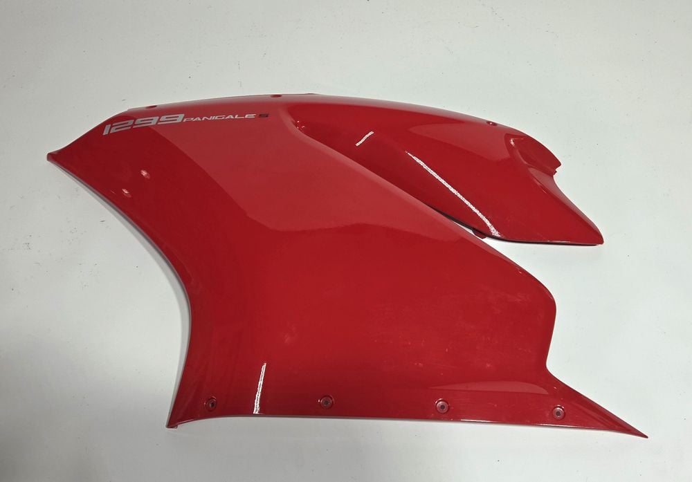 Ducati Panigale 1299s lewa owiewka, czasza, zadupek, wypełnienie