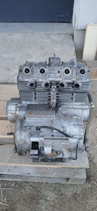 Honda CB 750 four K7 1977 rama i silnik K4 1974 rok.