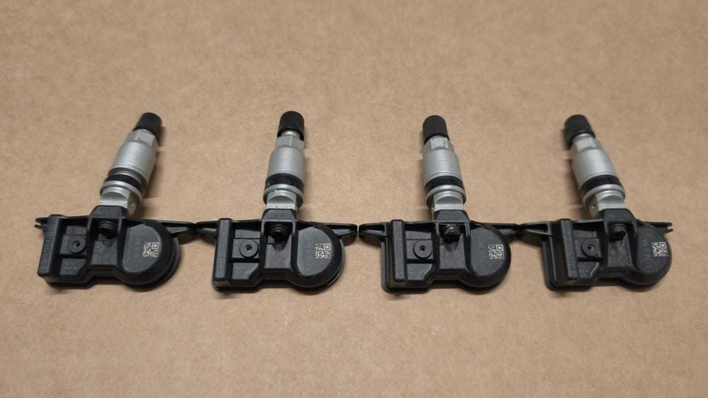 Czujniki ciśnienia TPMS Toyota: RAV4 Yaris Lexus Land Cruiser (T07)
