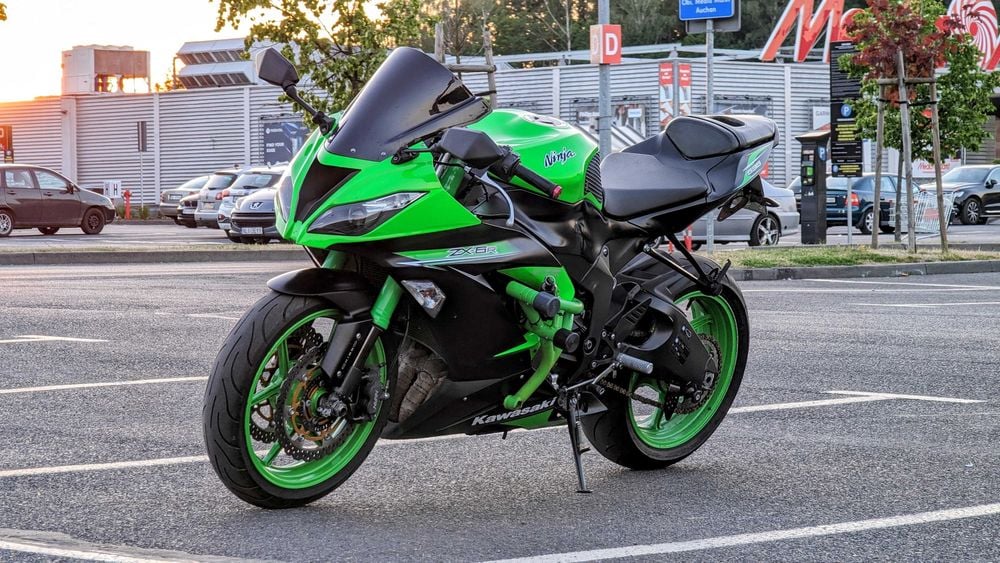 Kawasaki Ninja 636 ZX6R 2014 Stunt