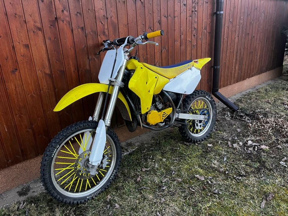Suzuki rm 85(tc sx kx cr yz)