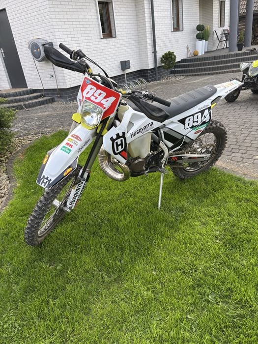 Cross Husqvarna 2022 rok 33 mth 250 cc