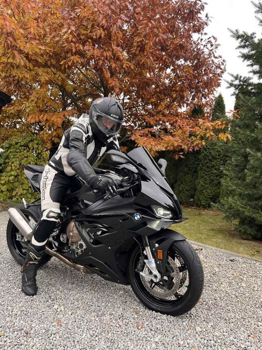 BMW S1000RR 2022 stan bardzo dobry.