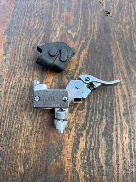 nissin pompa hamulca przod przedniego suzuki rm rmz rmx 125 / 250  450