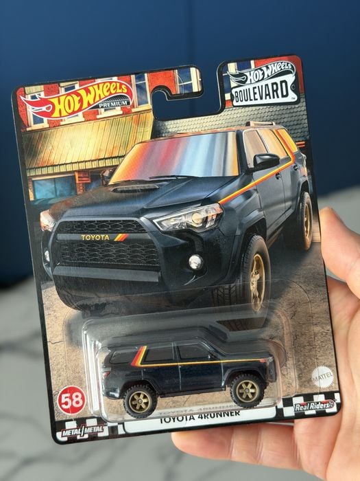 Hot Wheels Premium Toyota 4Runner TRD Boulevard 58 black