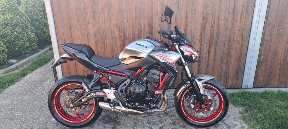 Kawasaki z650 2023r.