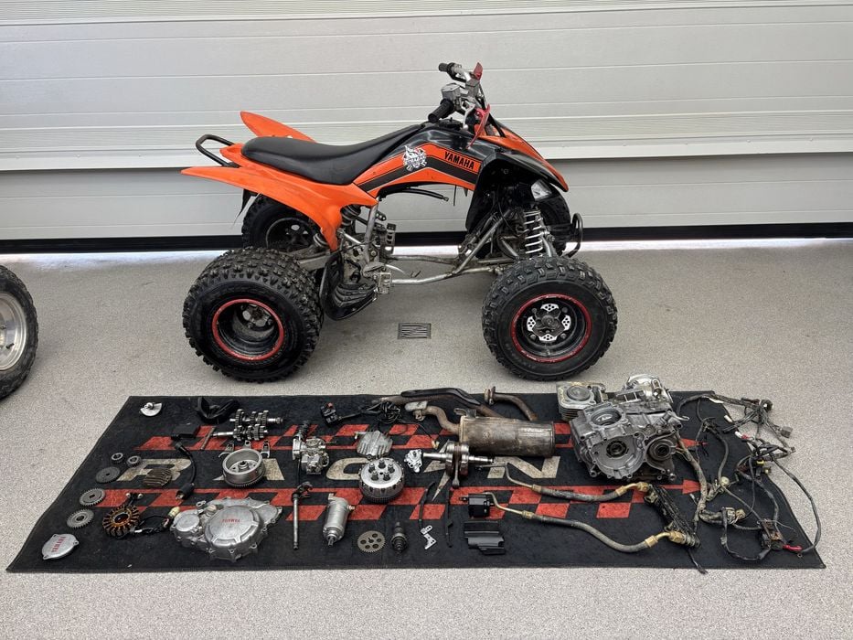 Dawca Części YAMAHA RAPTOR YFM 250 R 08-13 Cylinder Skrzynia Wał Stator Magneto Cdi Moduł Kartery Wydech Instalacja Dekiel Magneto