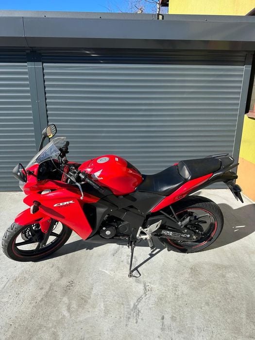 Motocykl Honda  CBR 125R