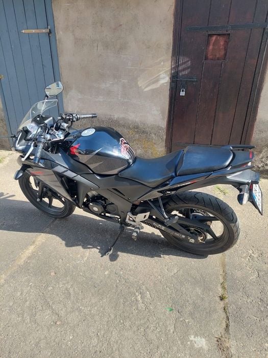 Motocykl Honda CBR 125 R