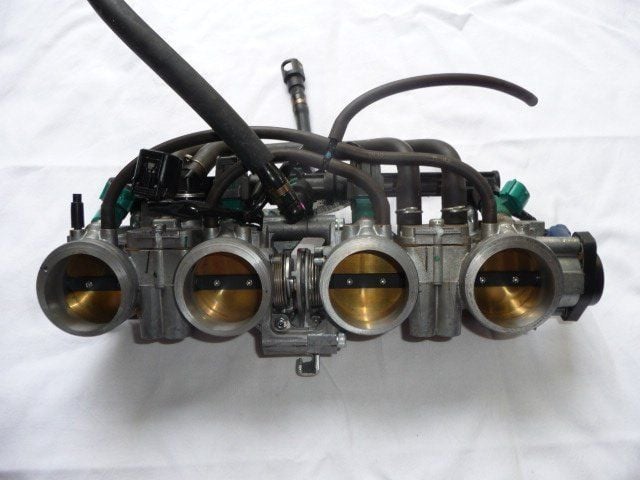 honda cbr 1000 rr sc59 przepustnice wtryski