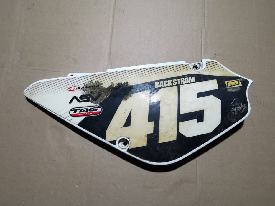 Suzuki RM 85 osłona owiewka bok tył prawa panel obudowa