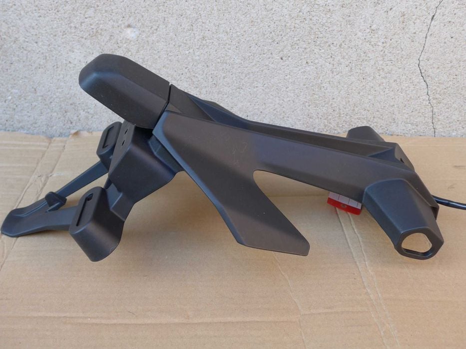 Yamaha R1 rn32/rn65 '15-24r BŁOTNIK tyl mocowanie tablicy oswietlenie