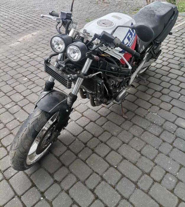 Honda  CBR 1000F