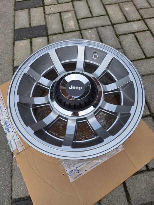 Felgi jeep Wrangler,  Cherokee, Grand C, Wagoneer 5x114,3 po renowacj