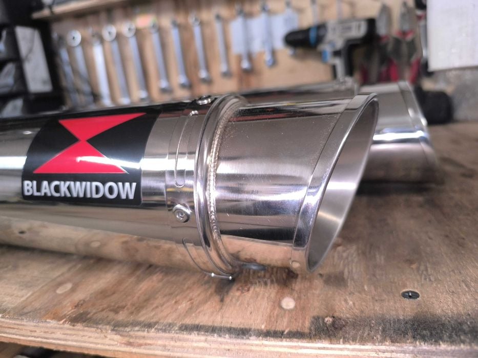 Wydech tłumiki motocyklowe nowe BlackWidow SUZUKI GSX 1400