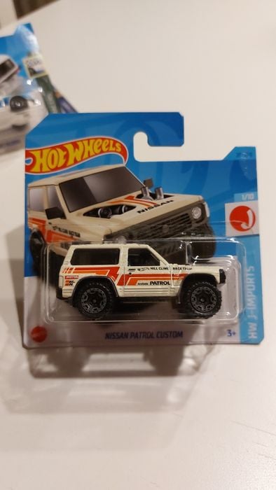 Witam. Mam na sprzedaż samochodzik Hot Wheels Nissan Patrol