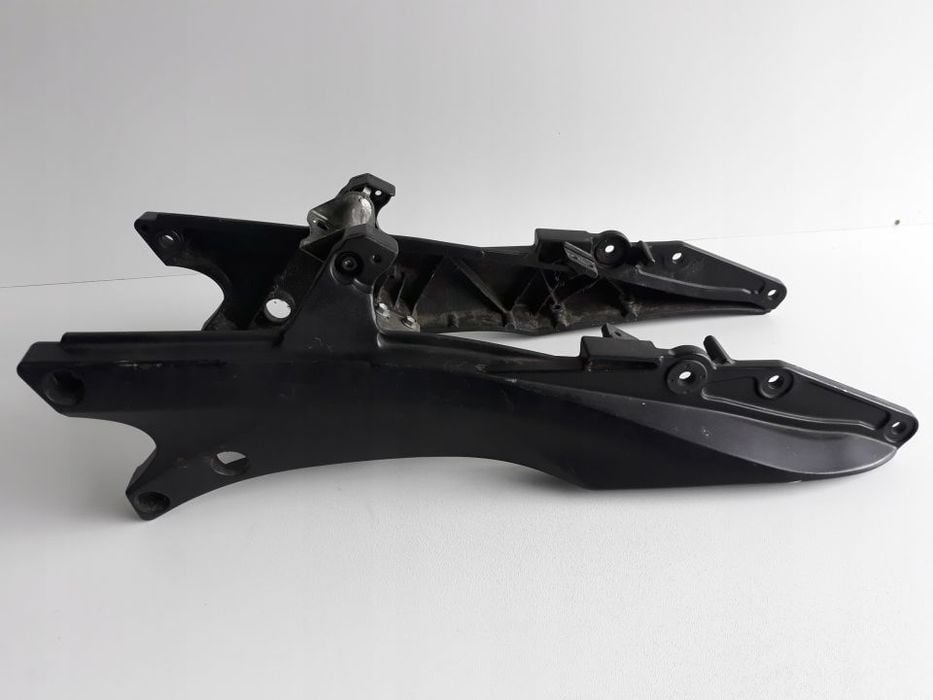 suzuki gsxr 1000 k7 k8 stelaż tył