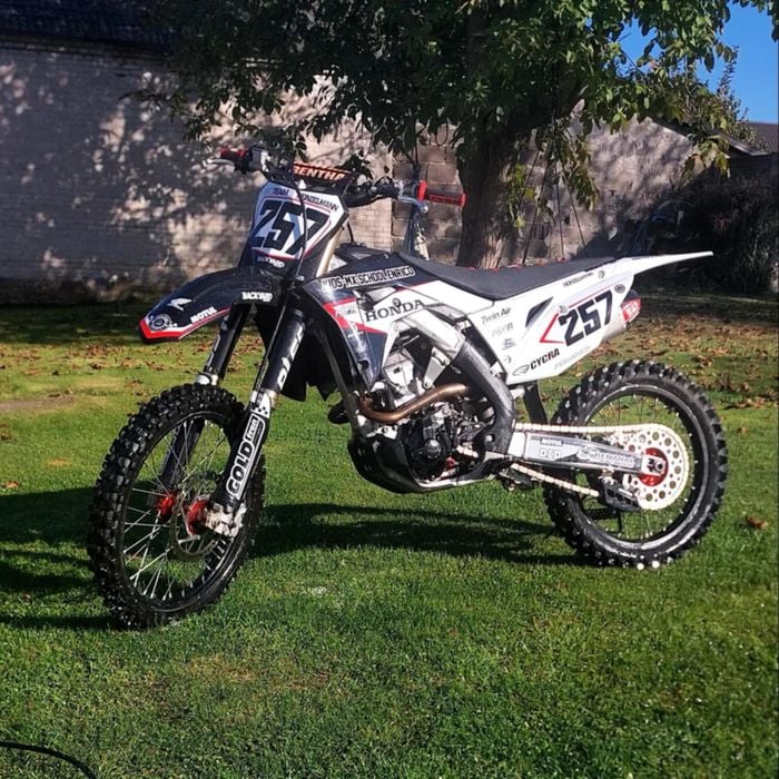 Honda CRF250R18r-127mth od nowości-yoshimura rs9t-3 mapy-doinwestowana