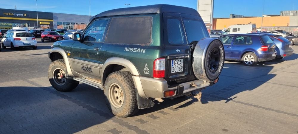 Nissan  patrol 98