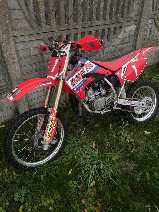 Honda cr 85 cena do 09.11 odpala!!!