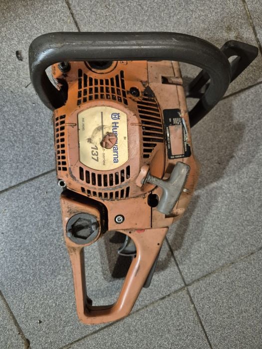 Husqvarna 137 pilarka