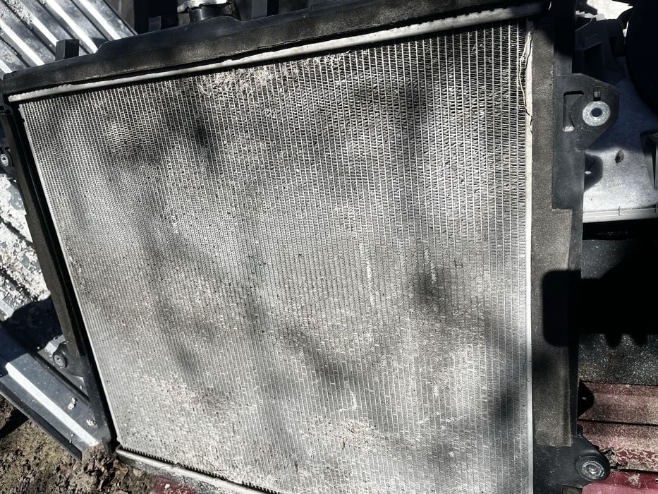 Chłodnica toyota 4runner 5 generacji 4.0