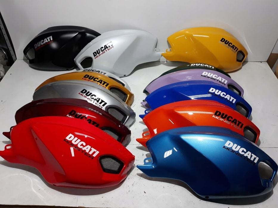 ducati monster 696 796 owiewka nakładka na zbiorni