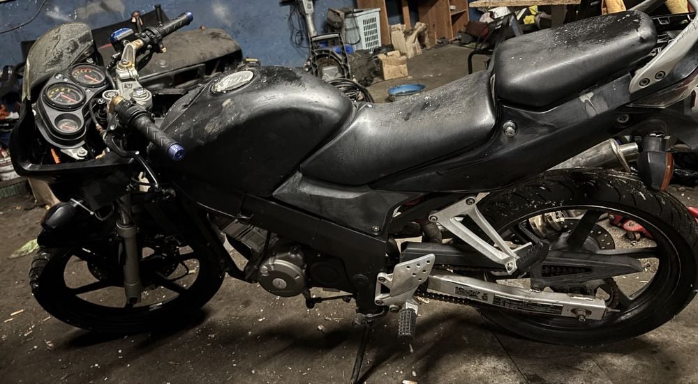 Honda cbr125r jc34 do lakierowania