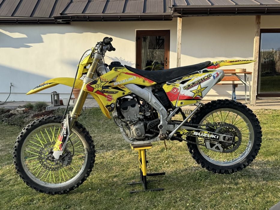 Suzuki rmz 250 (cross,enduro)