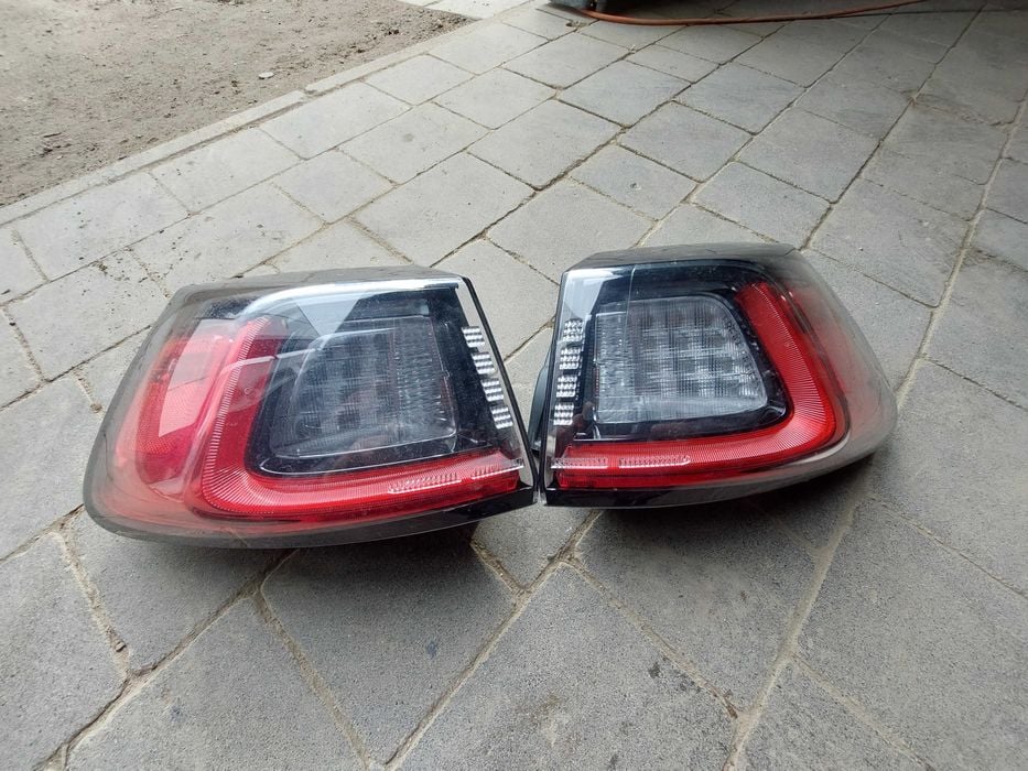 Lampy tył prawa lewa led jeep cherokee kl 19-22r Europa