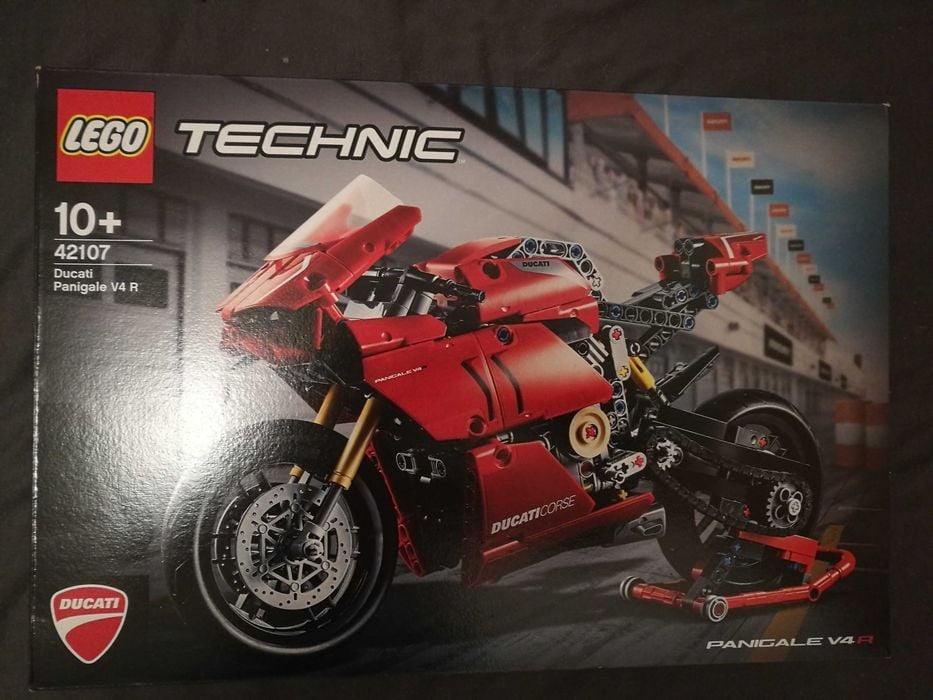 LEGO 42107 Technic Ducati Panigale V4 motor prezent święta klocki HIT