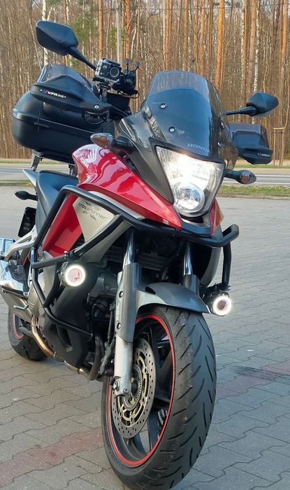 Sprzedam Hondę VFR 800 crossrunner