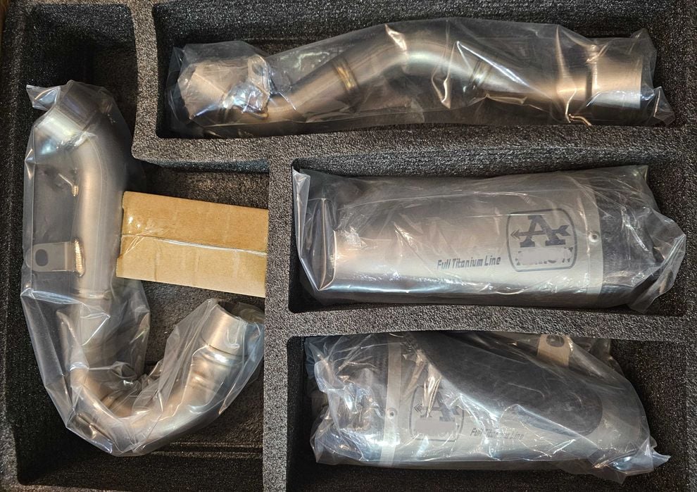 Tytanowy układ wydechowy/tłumik do Ducati Streetfighter/Panigale V4