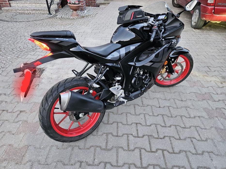 Suzuki gsxr 125 22r kat B i A1 Bardzo ładna ! 8tyś km.
