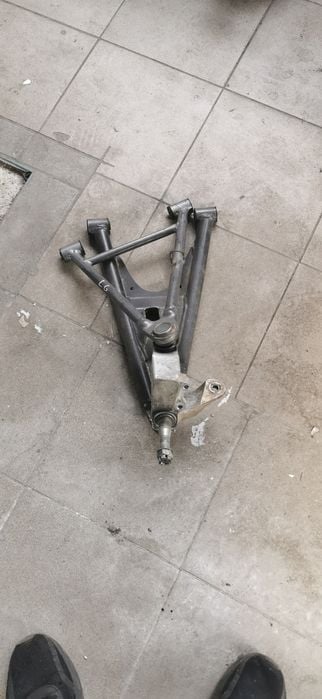 Zwrotnica przednia lewa lub prawa Kawasaki kfx 700