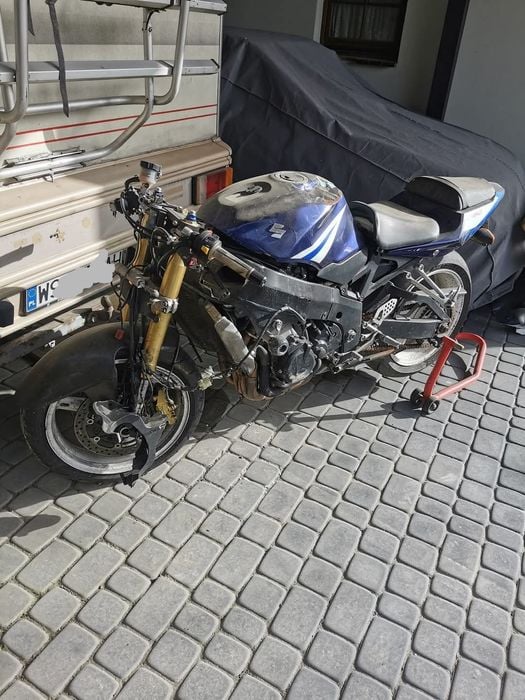 Sprzedam części do GSX-R 750 K5