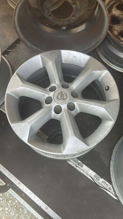 nissan navara d40 pathfinder r51 felga aluminiowa 17 cali