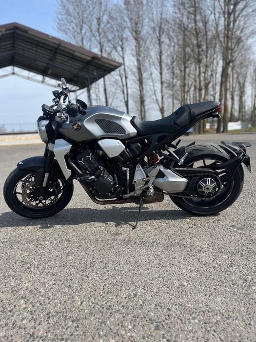 Honda CB1000R 2021r.