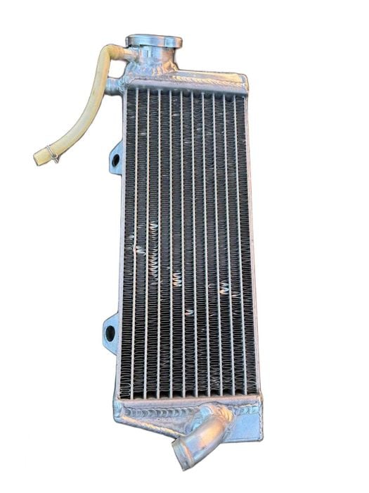 chlodnica prawa KTM SXF EXCF Husqvarna FC FE 450 / 500 / 501 r 16-19 z korkiem
