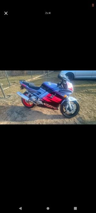 Motocykl Honda CBR 600 f3