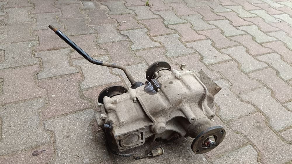 Suzuki Samurai Samuraj skrzynia redukcyjna Reduktor 1.3